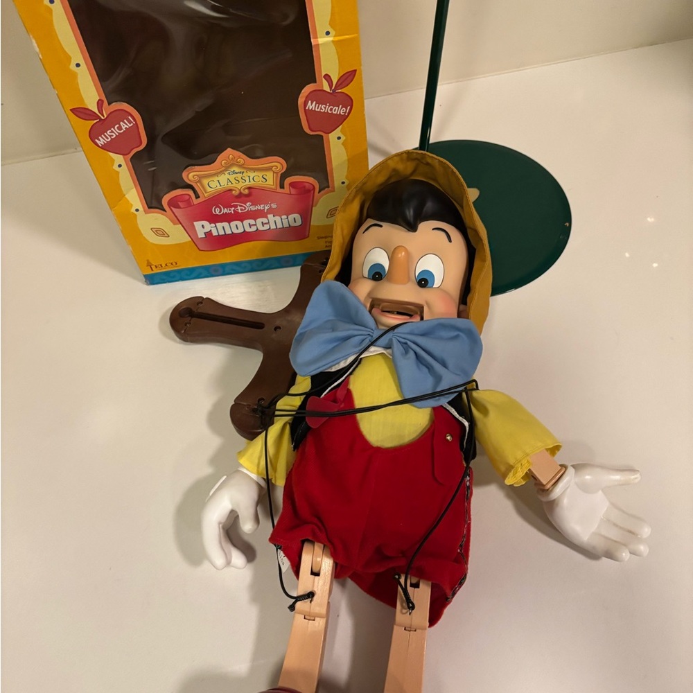 Disney Pinocchio Musical - Picture 4 of 13